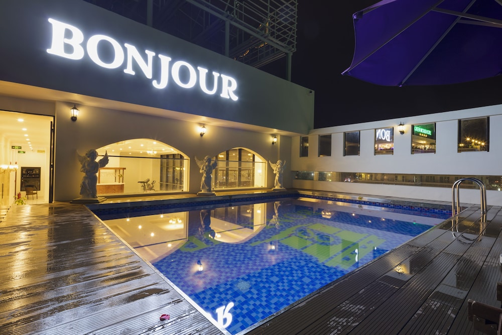 Bonjour Nha Trang Hotel 3/50