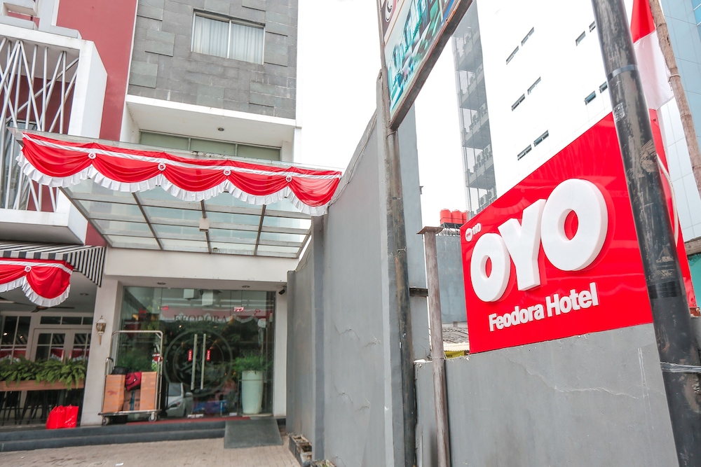 Feodora Hotel Grogol 3/20