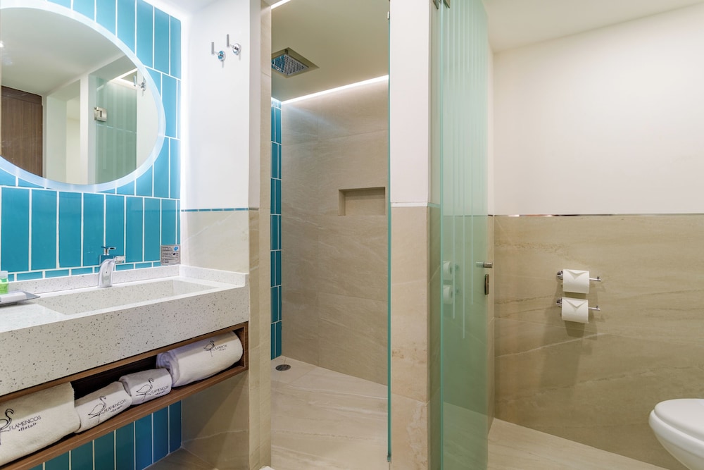 Hotel Flamencos 50/50