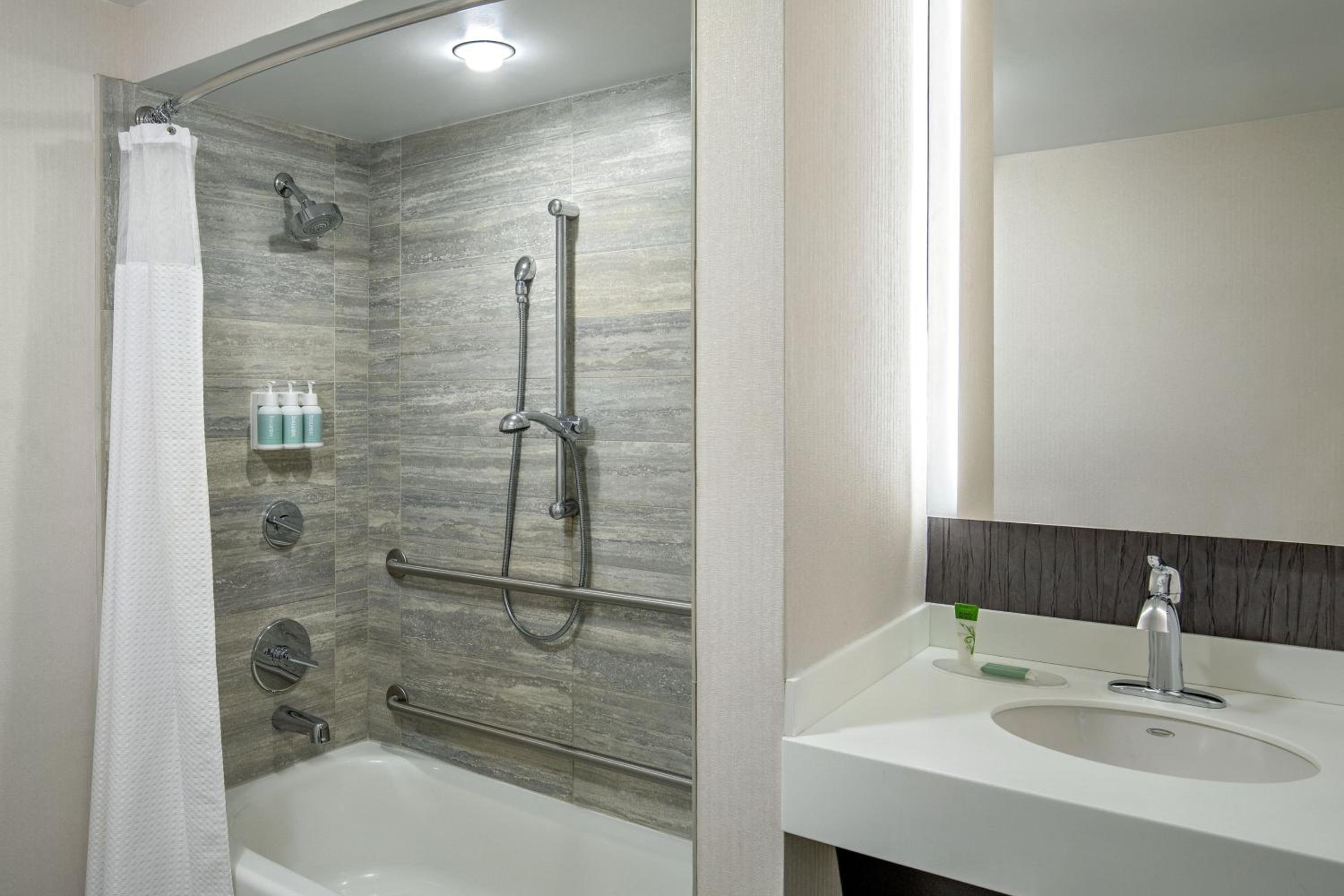 غرفة بسرير مزدوج بإطلالة على المدينة، Courtyard Boston Downtown Ex Tremont 6/9