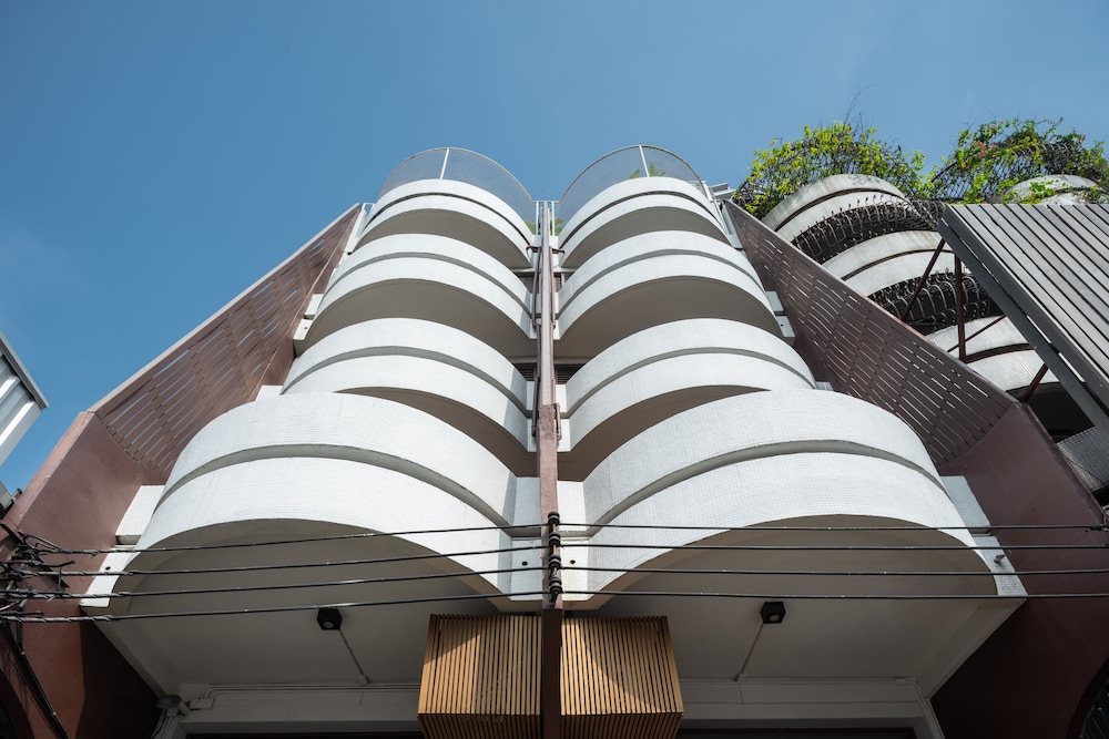 Stay Plus Hotel Bangkok 1/46