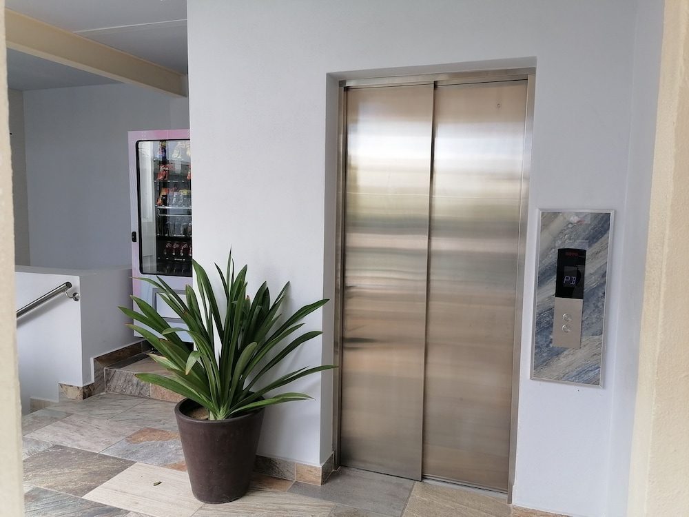 Hotel And Suites Las Palmas Los Cabos 9/68