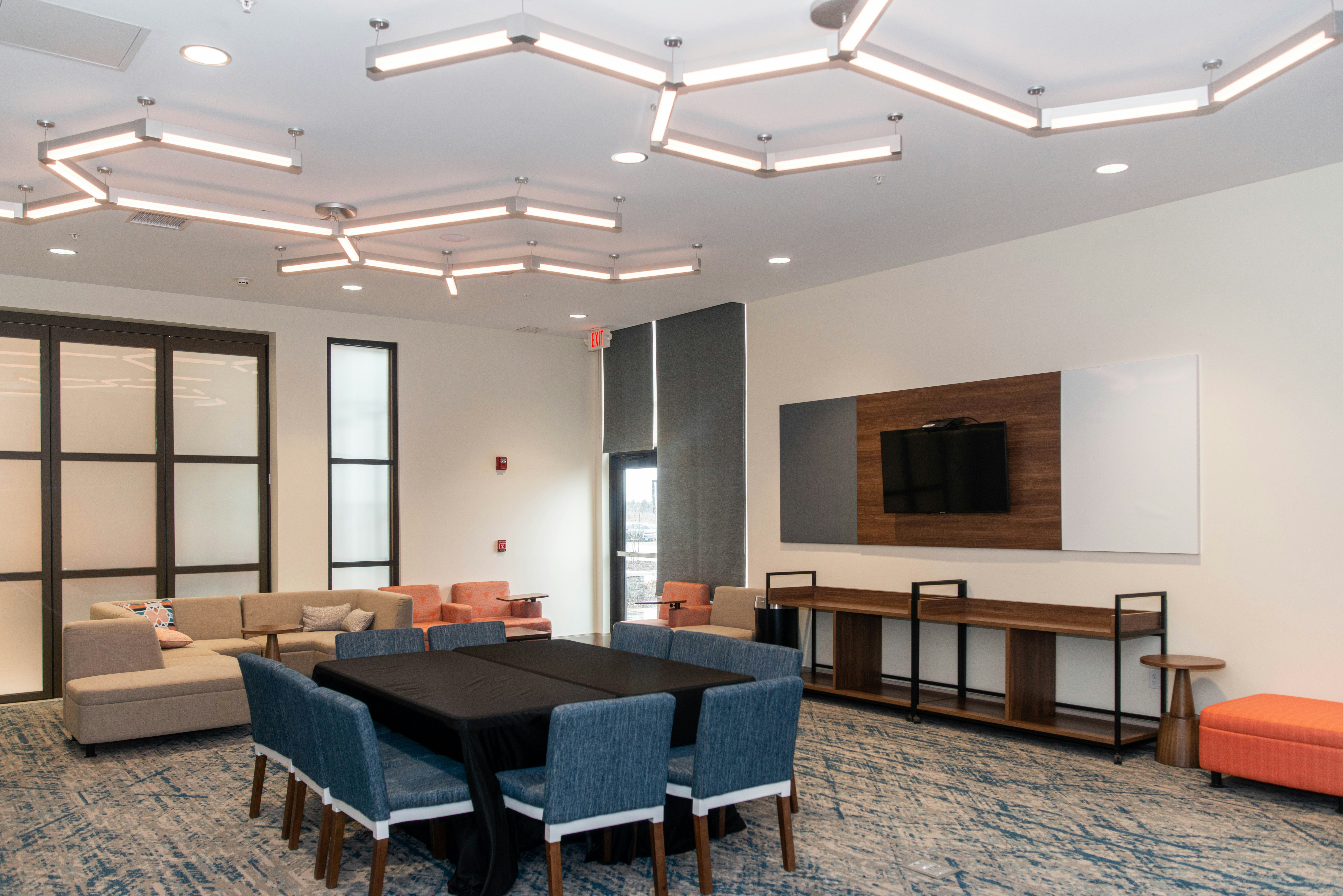 Hilton Garden Inn Mattoon 25/26