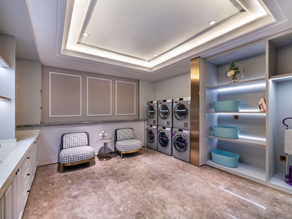 Mercure Shijiazhuang People Square 34/80