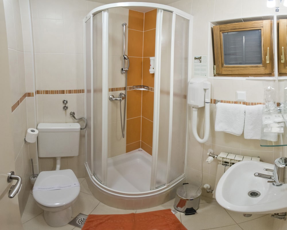 Plitvice Holiday Resort 50/50
