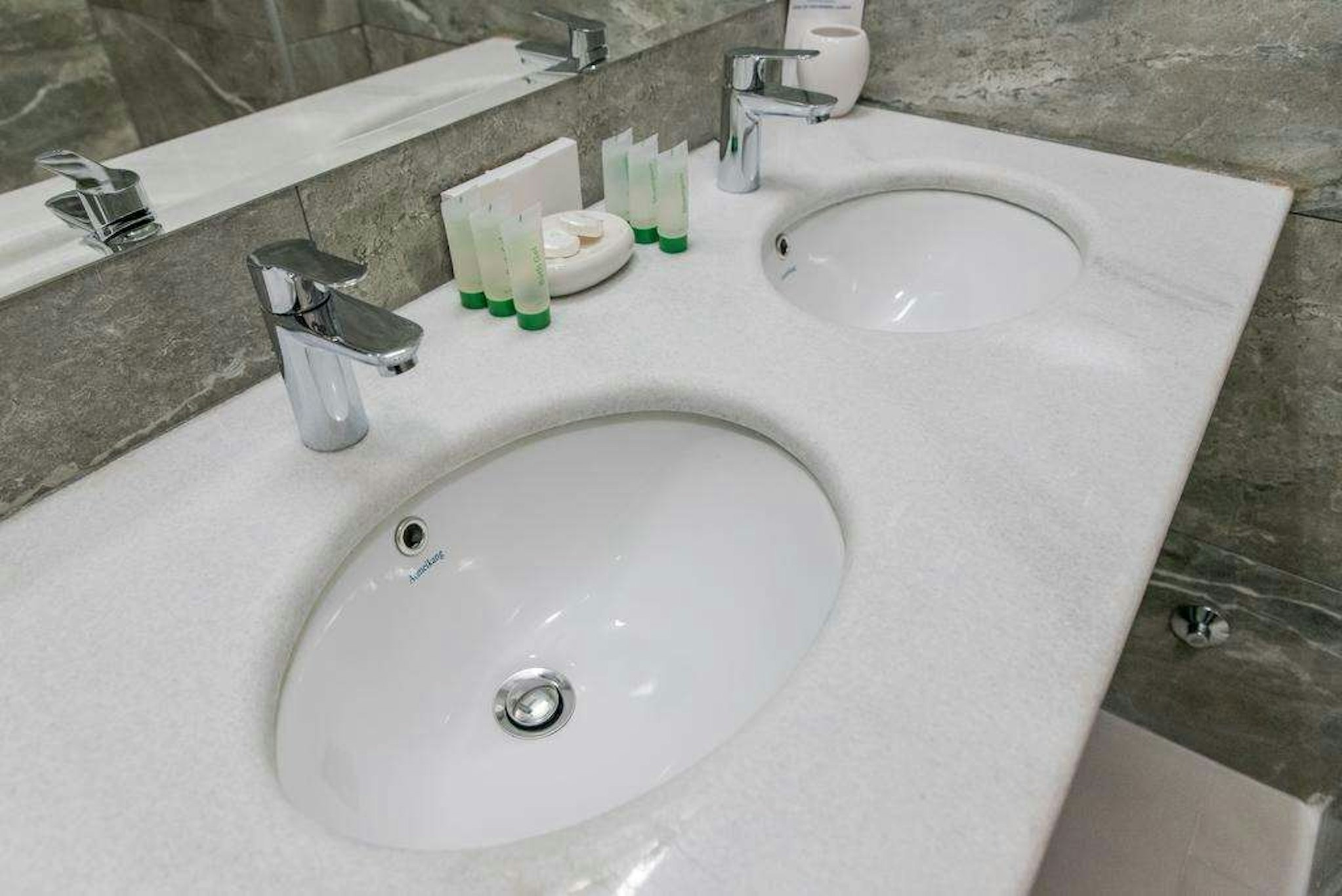 Hotel Crnogorska Kuca 40/45