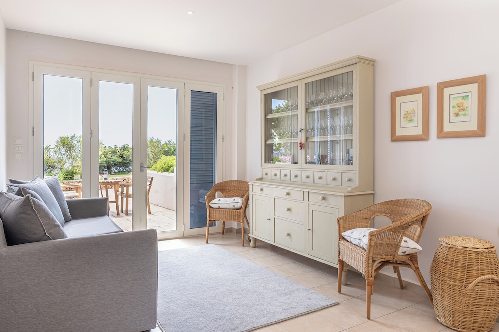 Neapoli Villas 15/37
