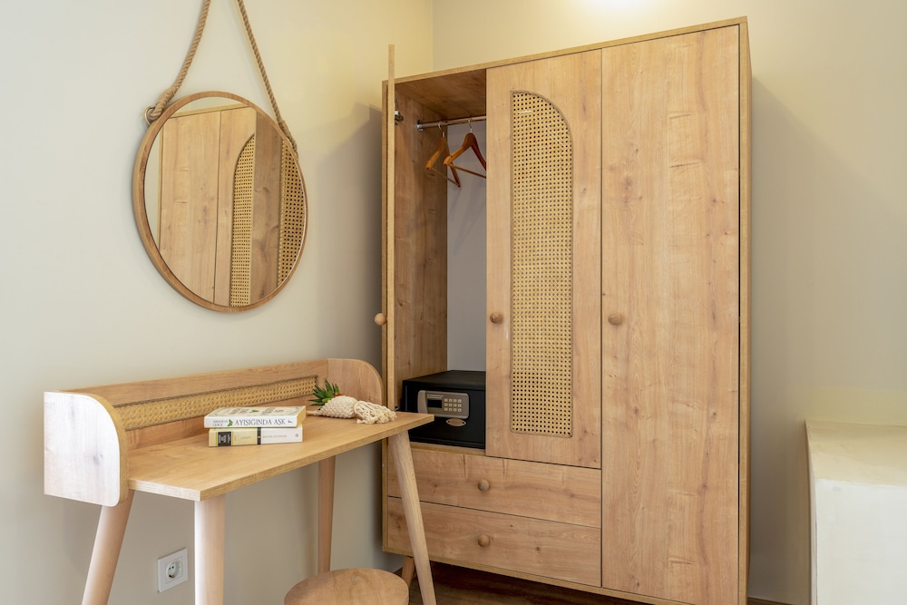 Aya Butik Otel Büyükada 48/50