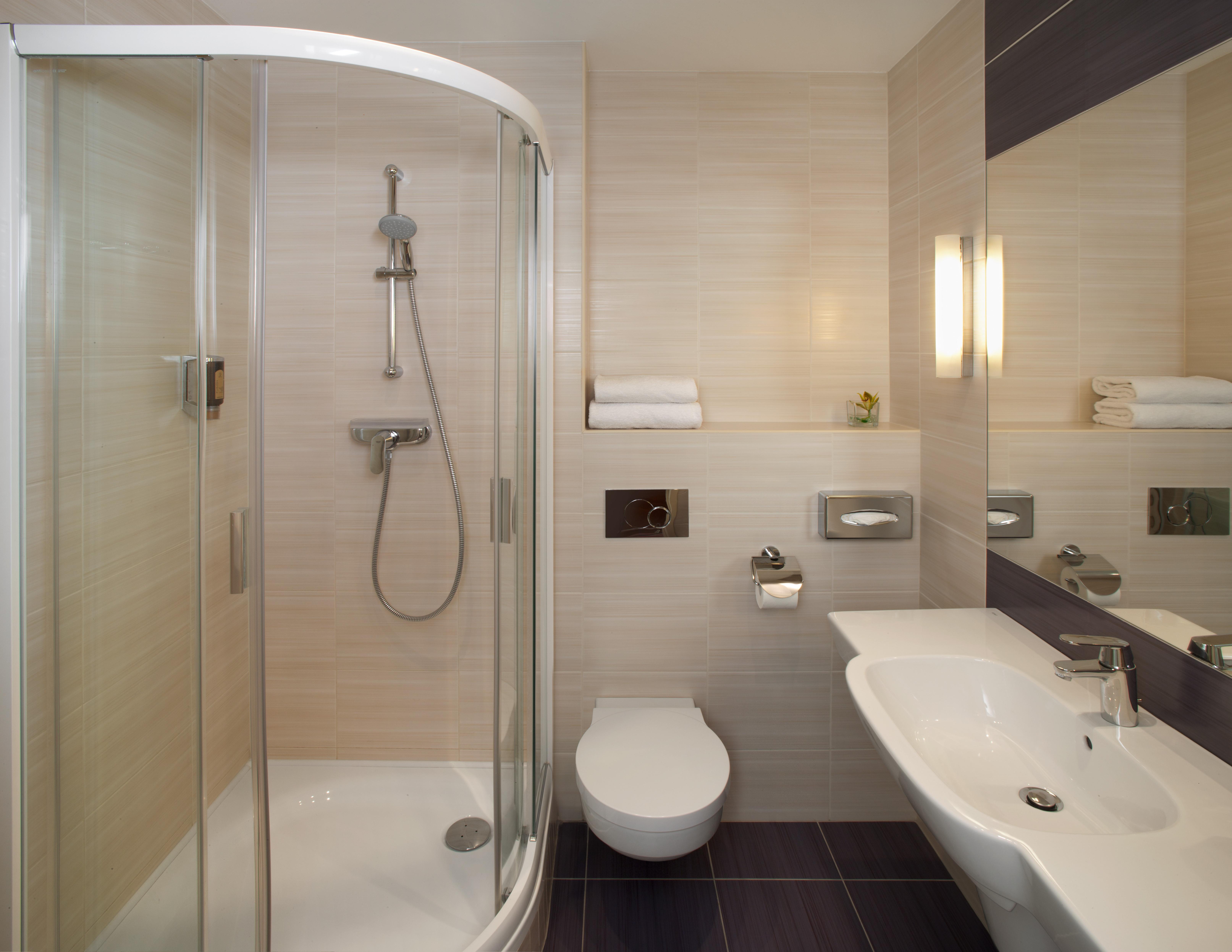 غرفة قياسية بسرير كينج، Metropol Hotel Warsaw 3/3