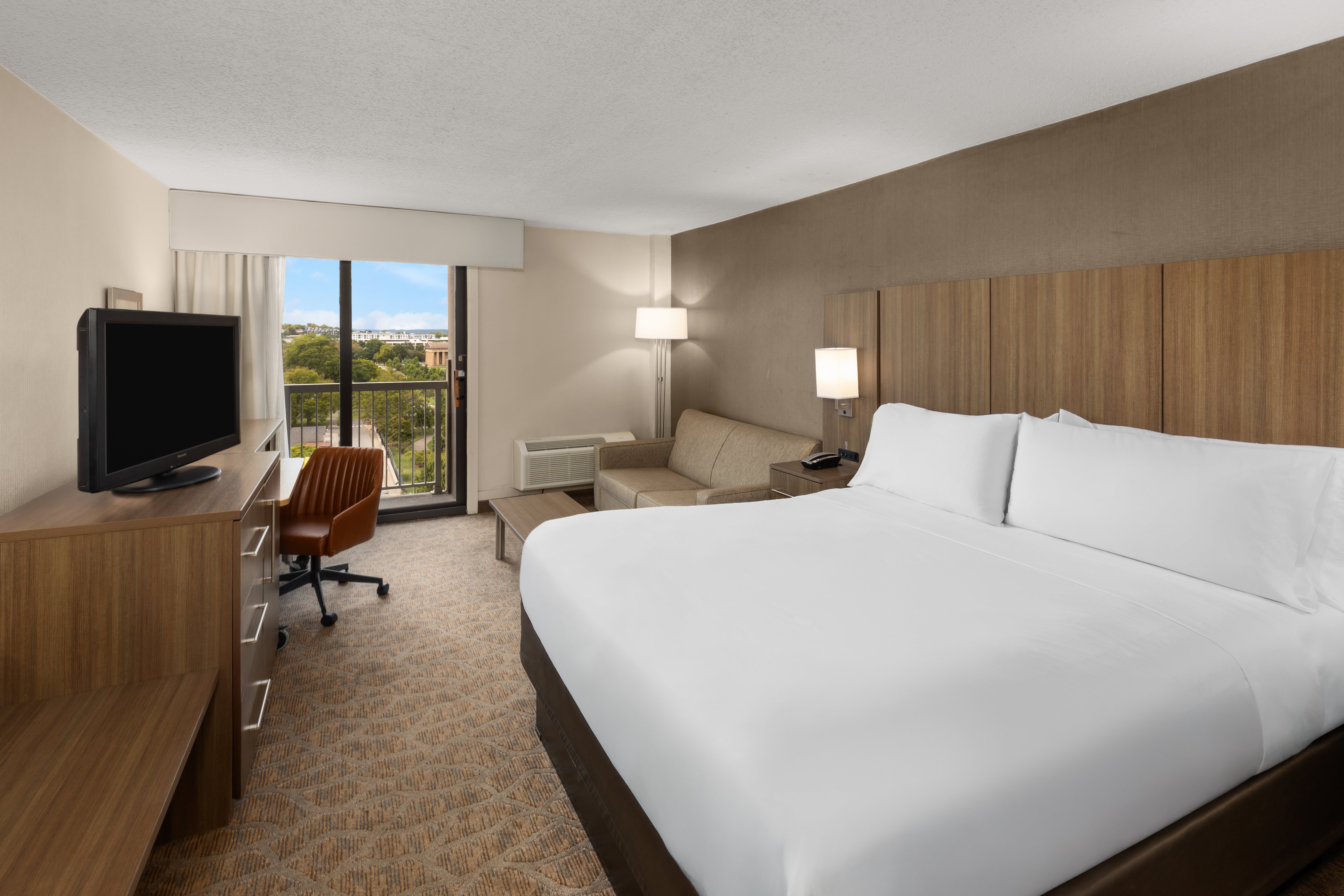 Holiday Inn Nashville-Vanderbilt (Dwtn) 26/82