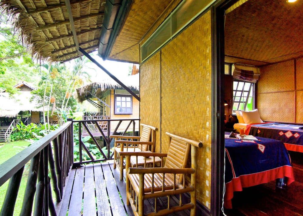 Hmong Hilltribe Lodge 21/42