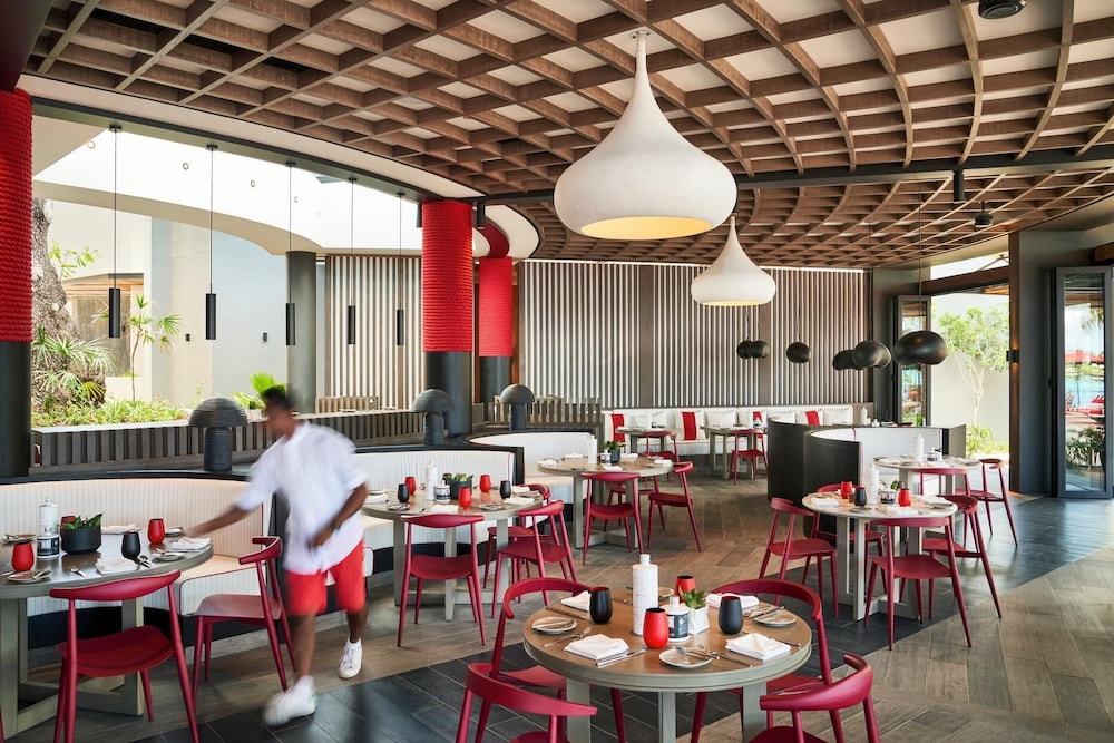LUX Grand Baie Mauritius 35/50