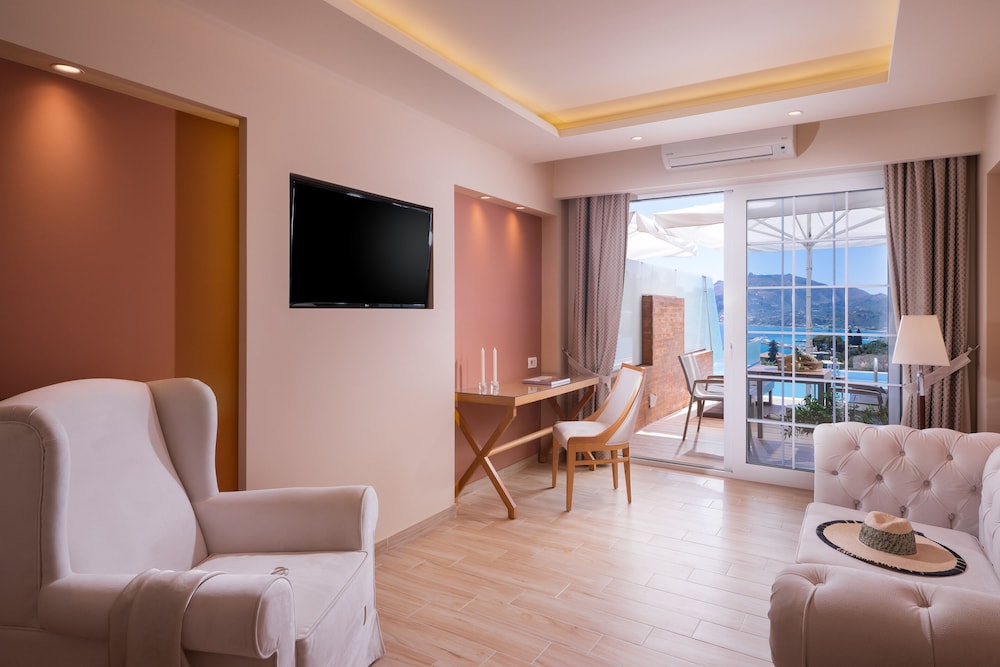 Avalon Palace Hotel by GHH 54/70