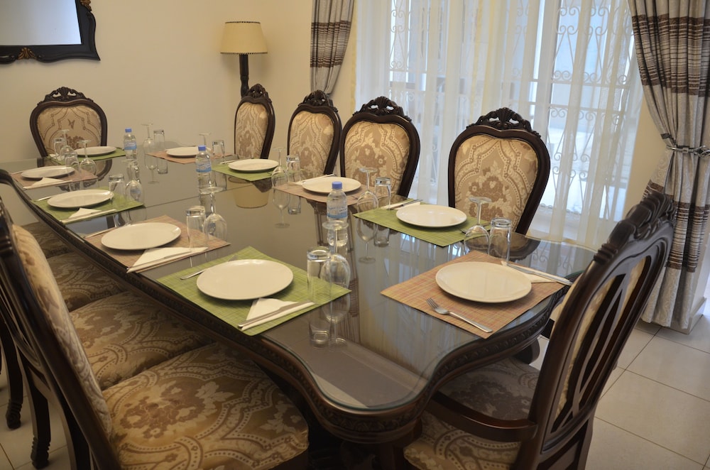 Villa Asimba 36/50