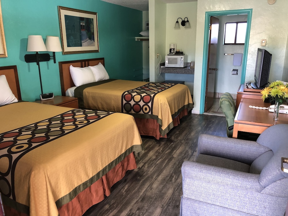 Klamath Motor Lodge 46/64