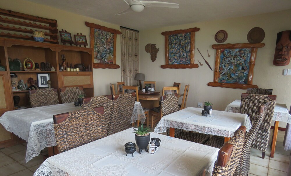 Beachcomber Bay Guest House 36/50