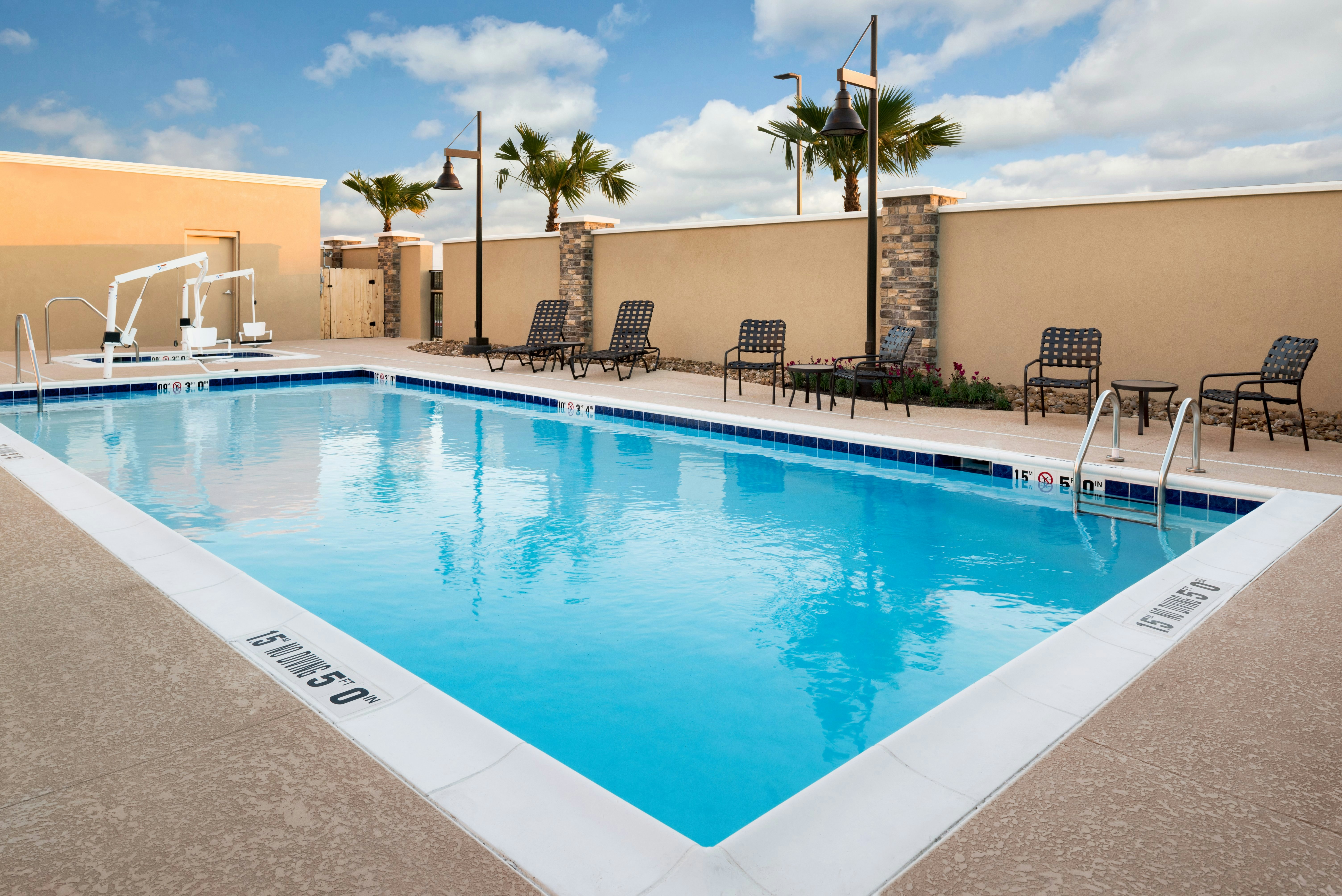 Hampton Inn & Suites Corpus Christi 11/11
