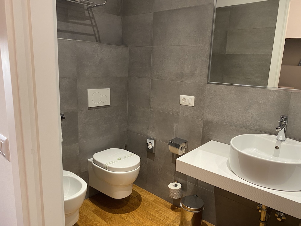 Ai Suma Hotel 47/51