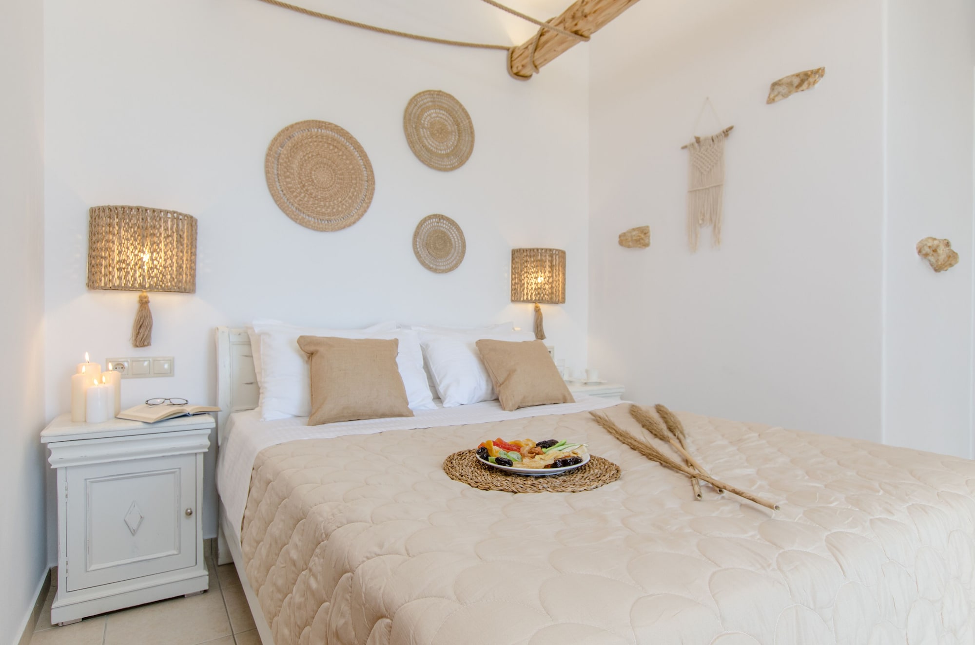 Comfort, Apartment, Queen Bed, Garden and Sea View، Glaronissi Beach 2/10