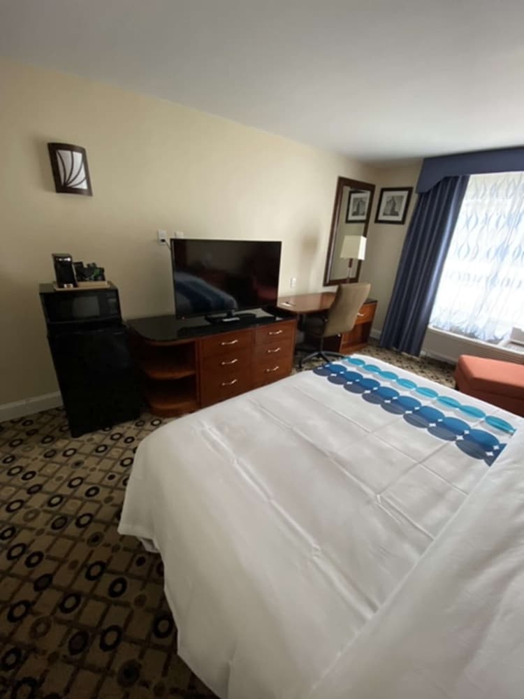 Baymont by Wyndham College Park Atlanta Airport South 20/50