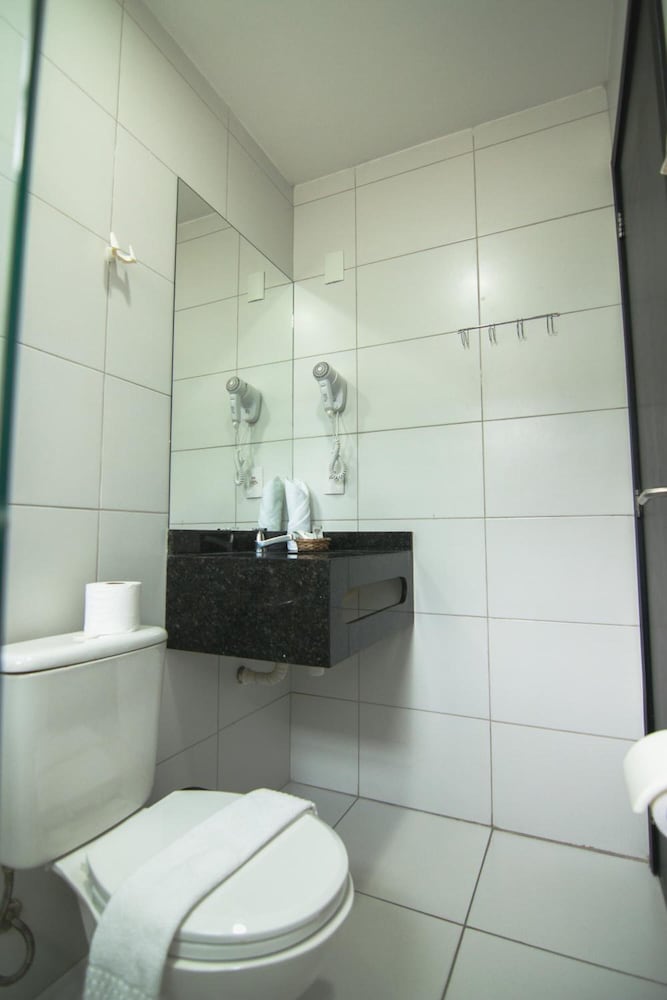 Tropico Praia Hotel 49/50