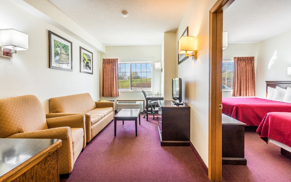 Wamego Inn And Suites 9/16