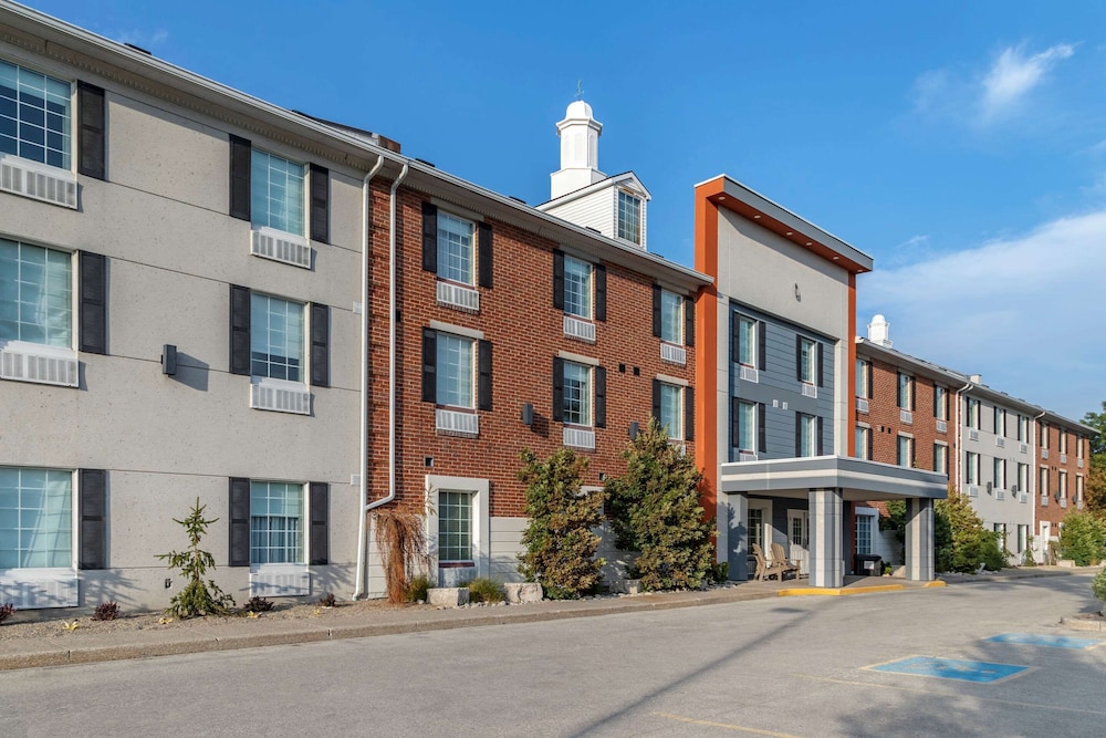 Comfort Inn Sarnia 1/29