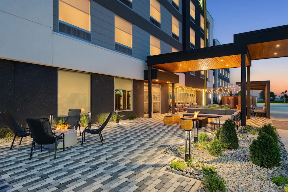 Home2 Suites by Hilton Lafayette I-10 44/55