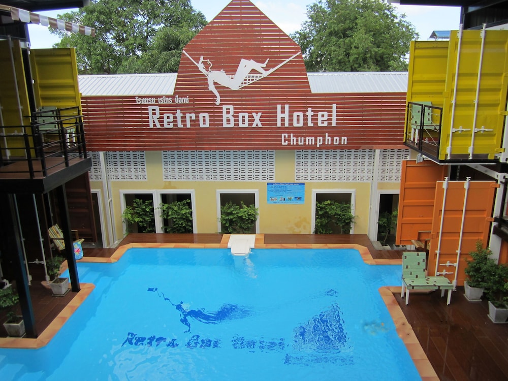Retro Box Hotel 5/62