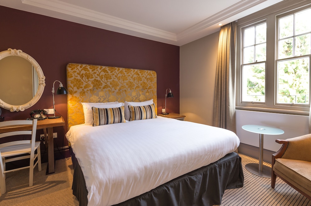 The Crown Manor House Hotel 25/42