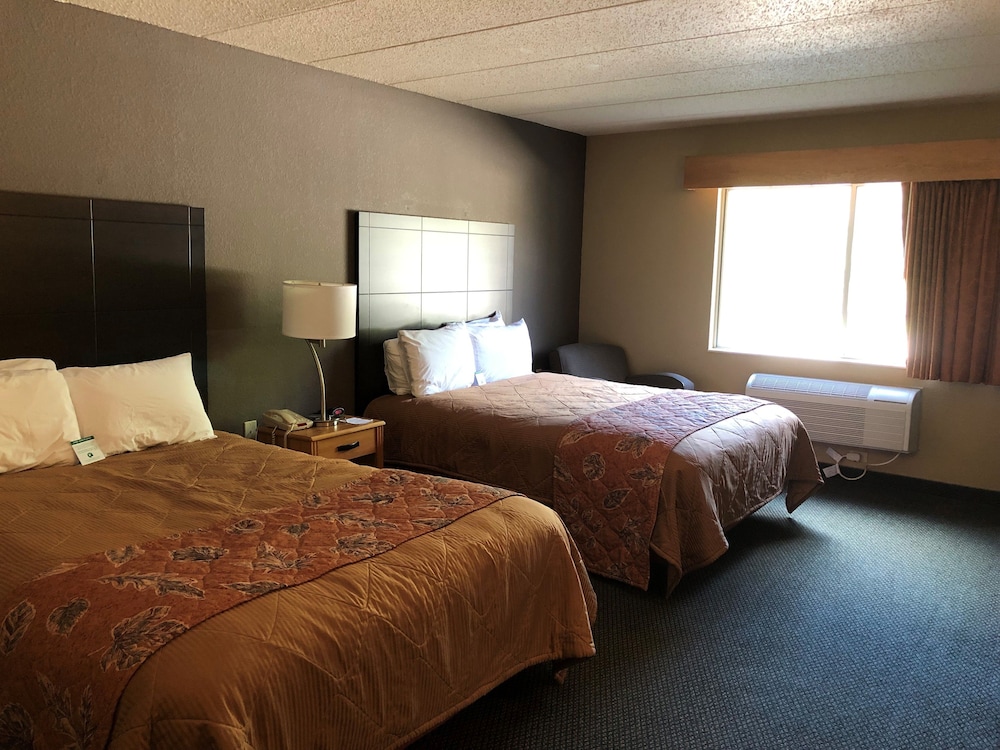 Boarders Inn & Suites by Cobblestone Hotels - Fayette 8/50