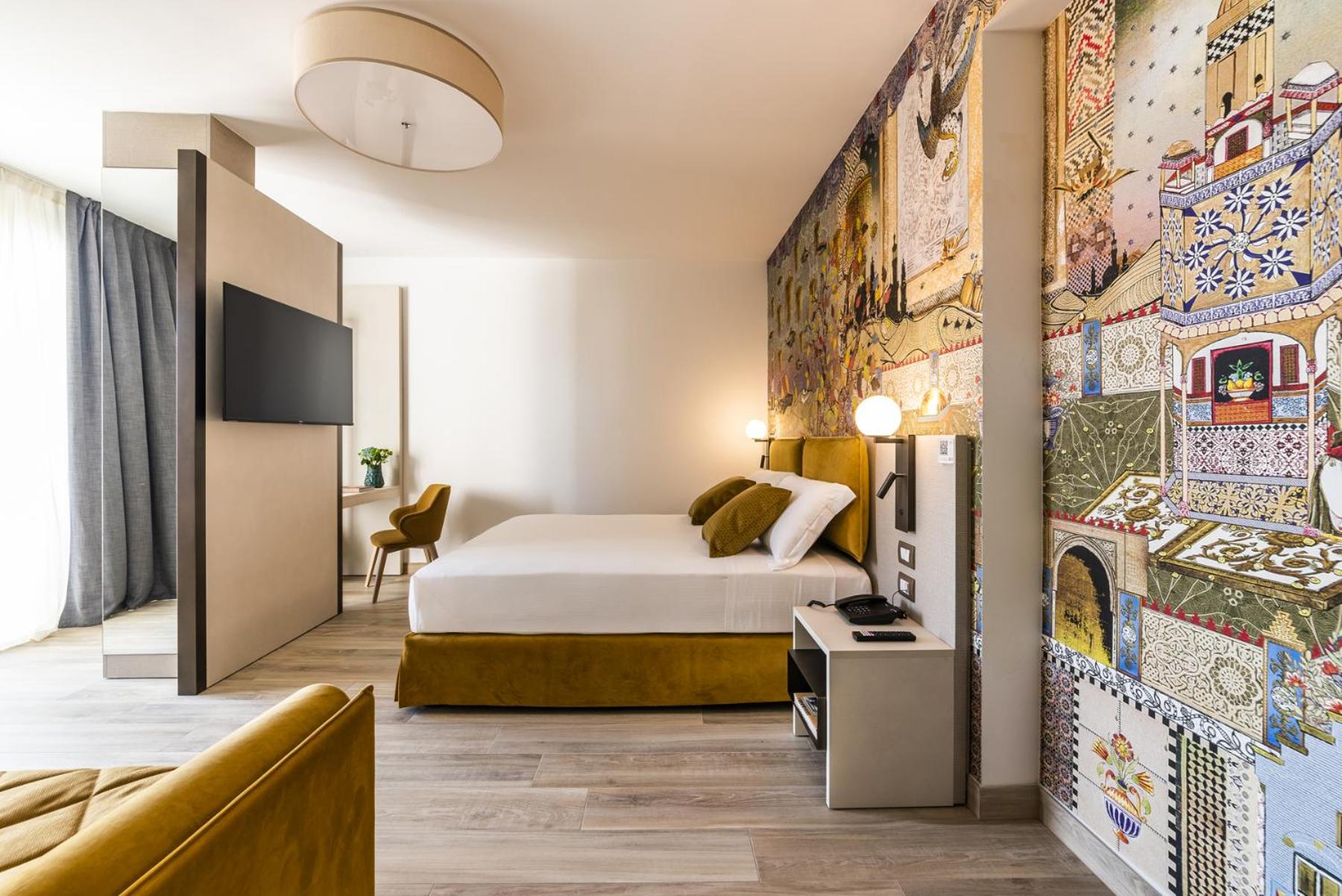 Junior Suite, Pool View