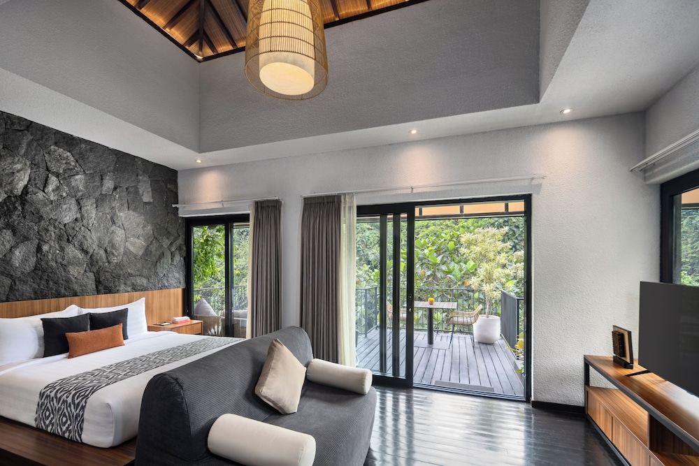 Zenubud Villa 12/46