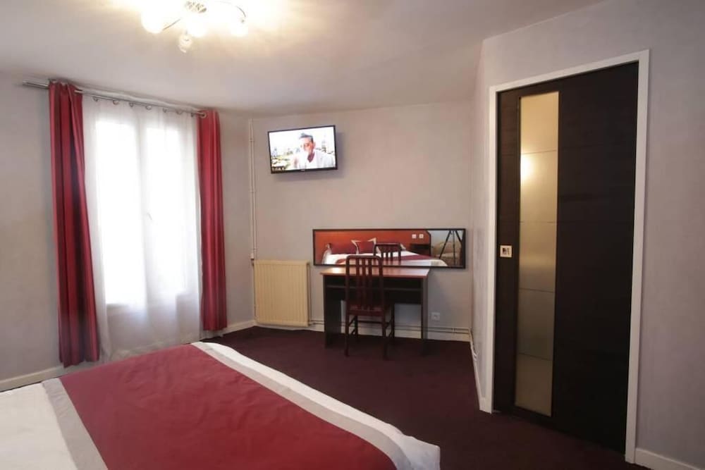 LUXOR BASTILLE HOTEL 23/61