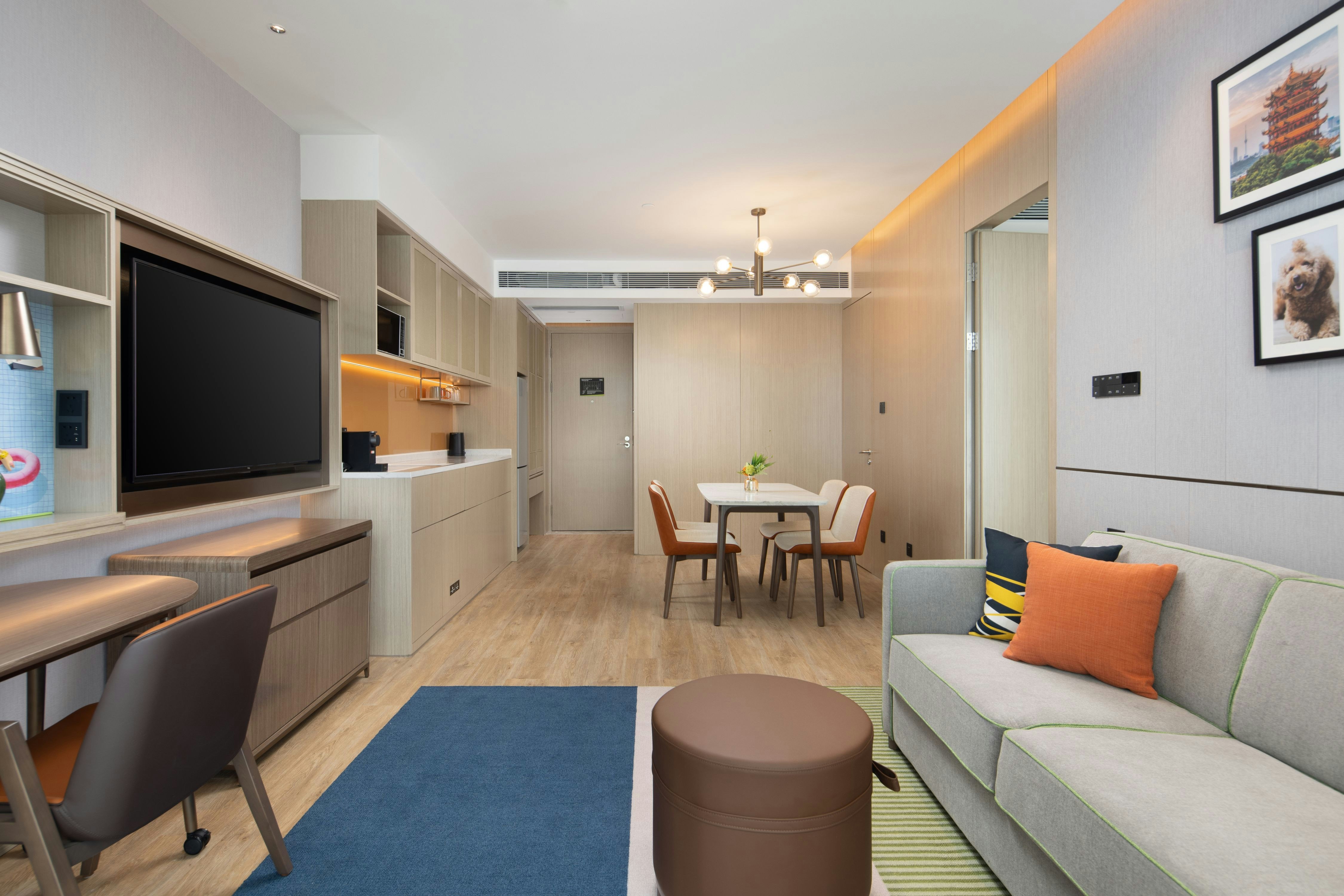 HOME2 SUITES BY HILTON WUHAN XUDONG 22/36