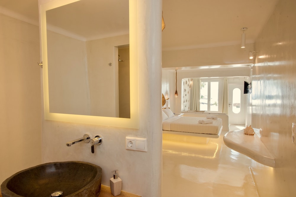 Villa Elina Suites And More 38/46