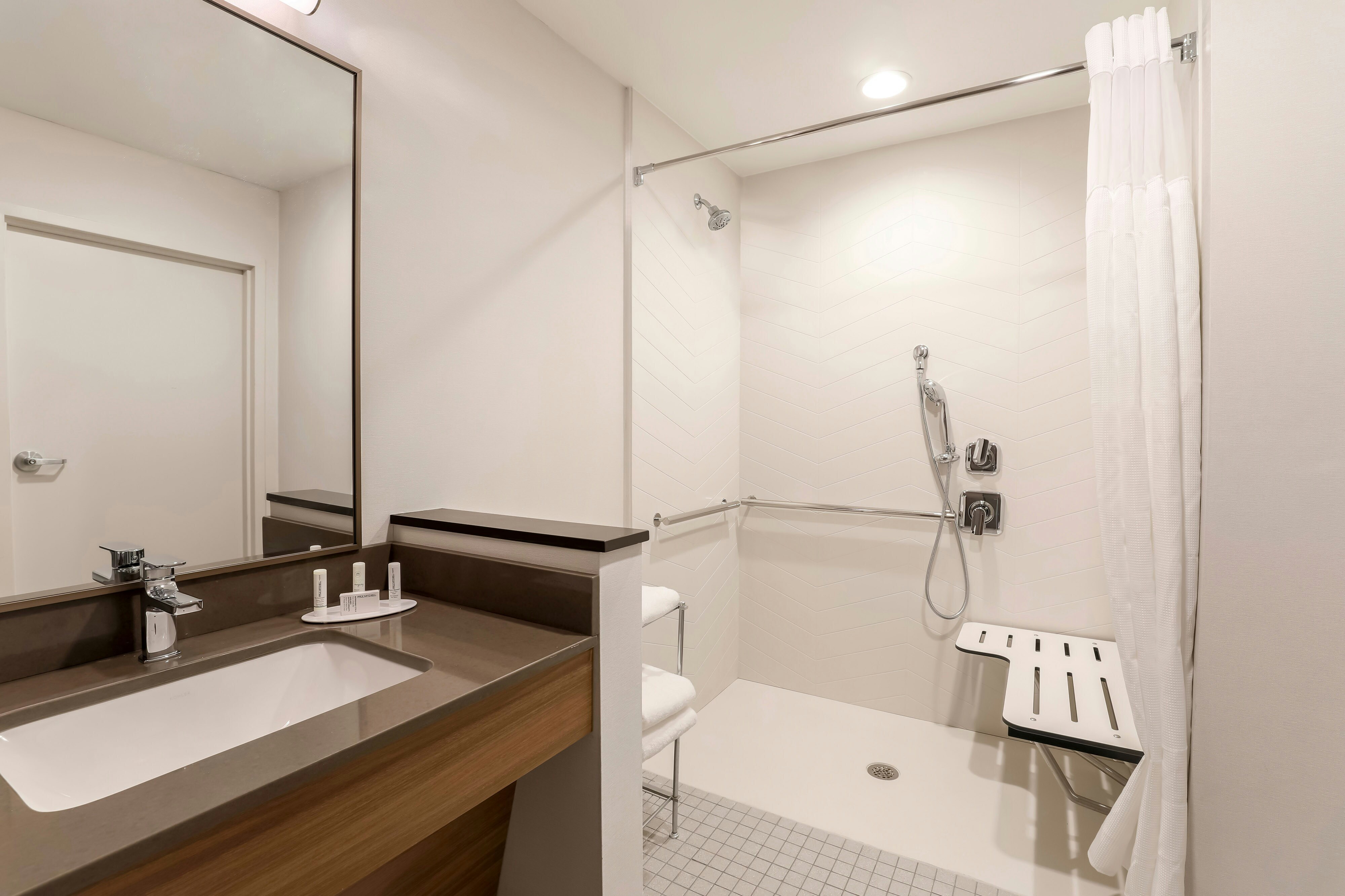 Fairfield Inn & Suites by Marriott Cape Coral/North Fort Myers 46/46