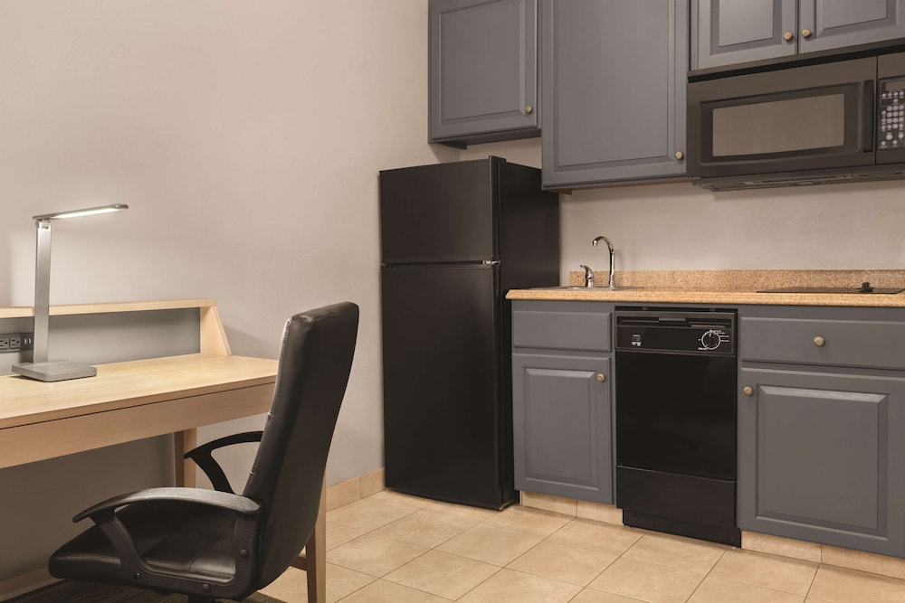 Spark by Hilton Redlands 34/40
