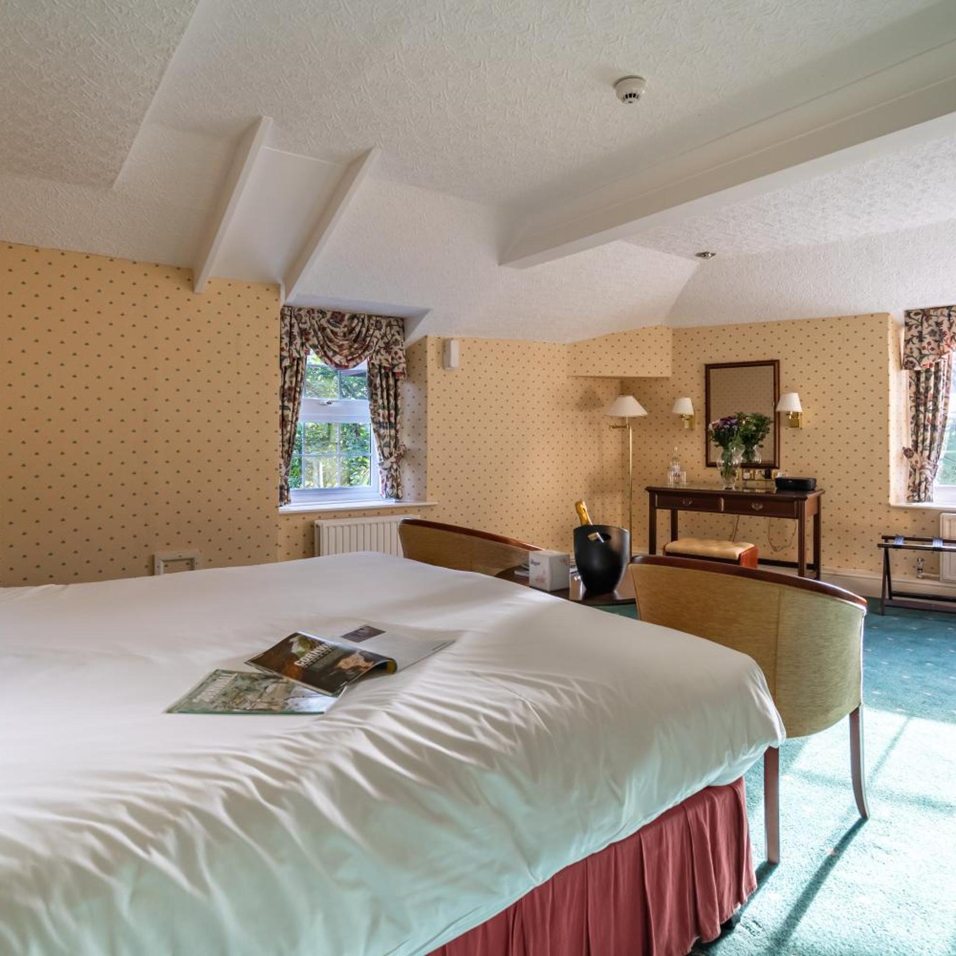 Classic, Double or Twin Bed