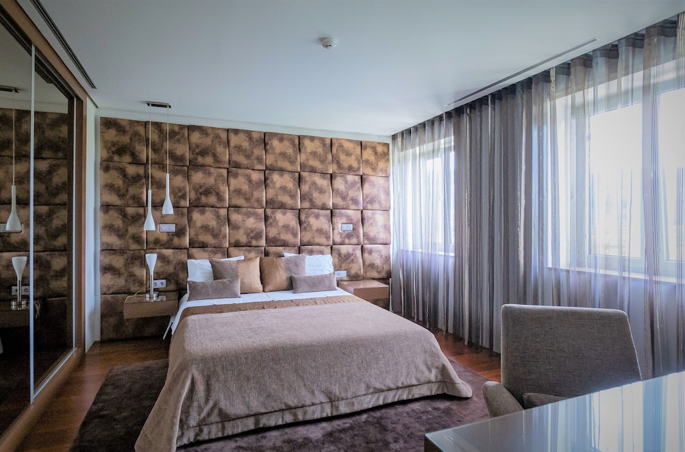 FH Hotel Rural 4/32