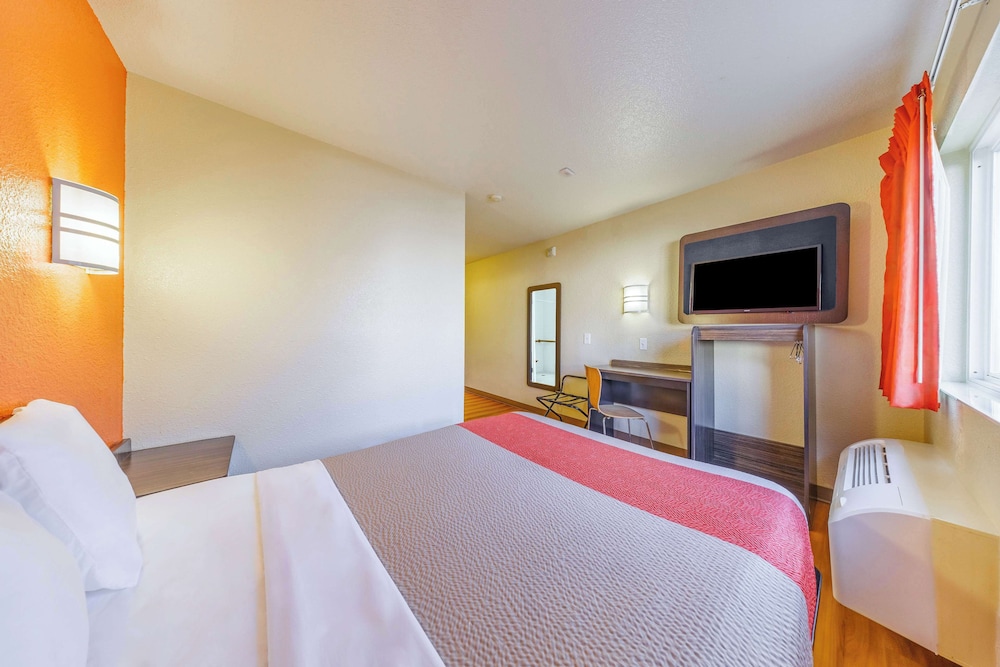 Studio6 Seattle, WA – Sea-Tac Airport South 11/31