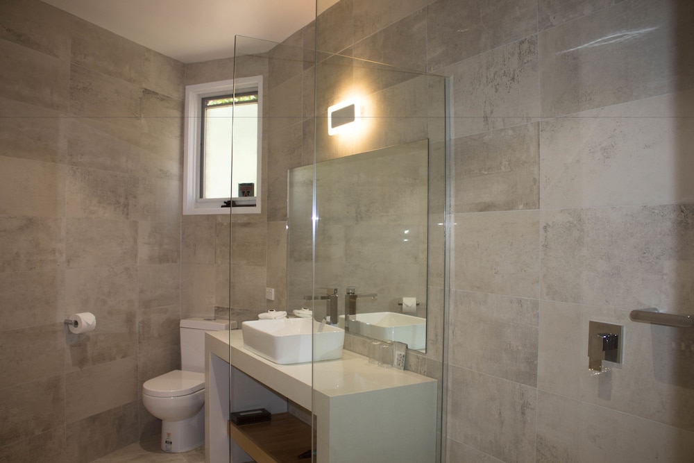 ROWVILLE INTERNATIONAL HOTEL 20/46