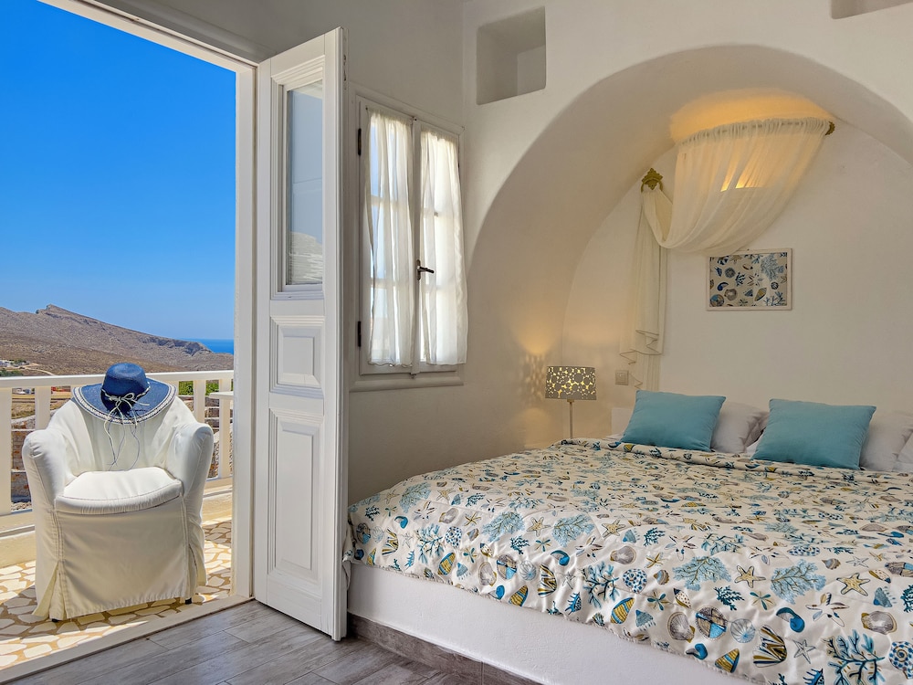 ASPALATHRAS WHITE HOTEL 7/50