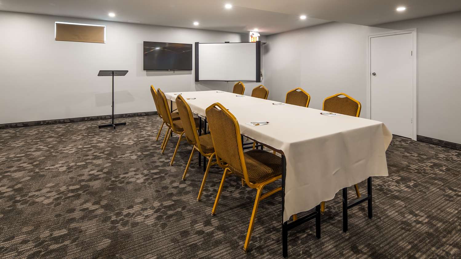 Best Western Plus Barrie 8/9