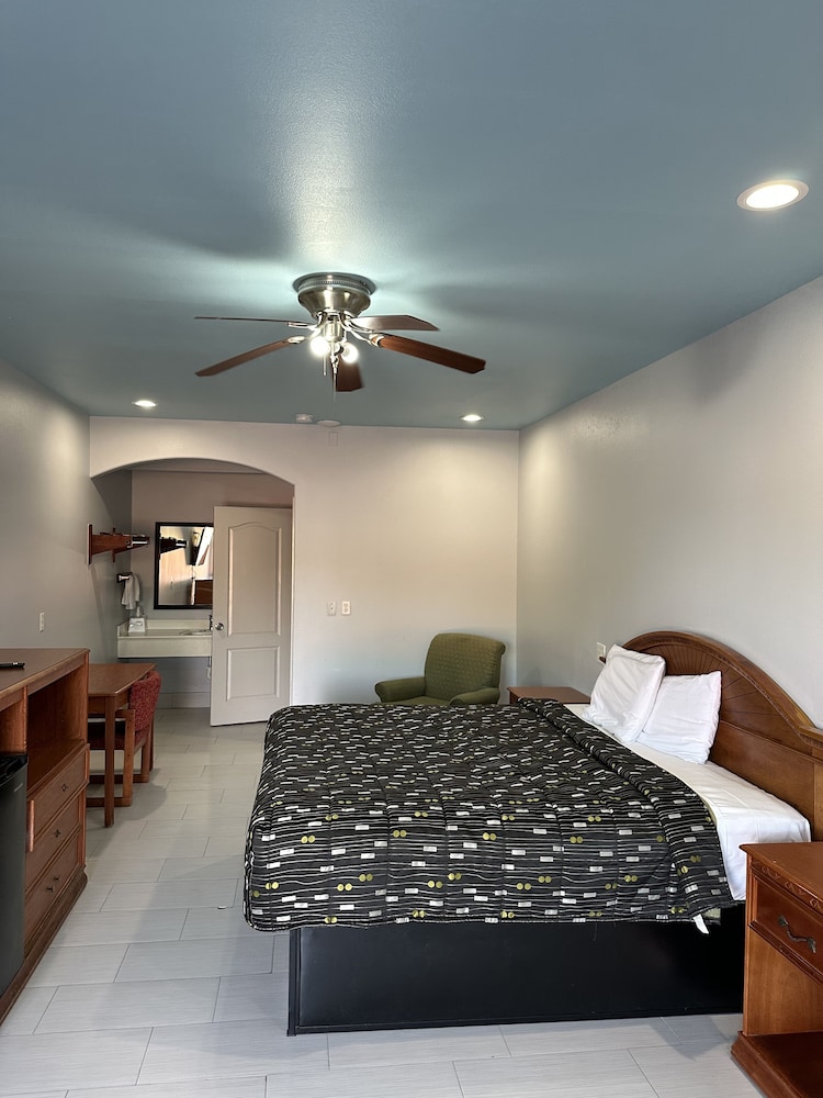 La Posada Inn 14/51