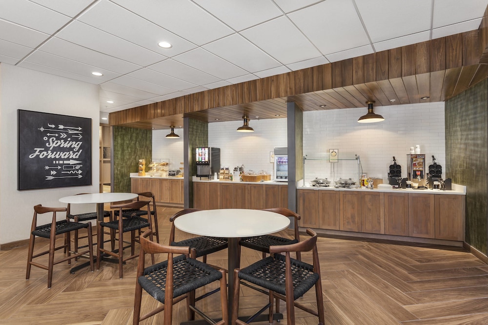 Fairfield Inn Suites Lebanon 7/37