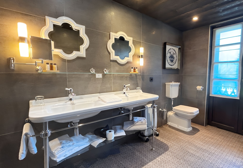 Chalet Hotel Le Castel 40/74