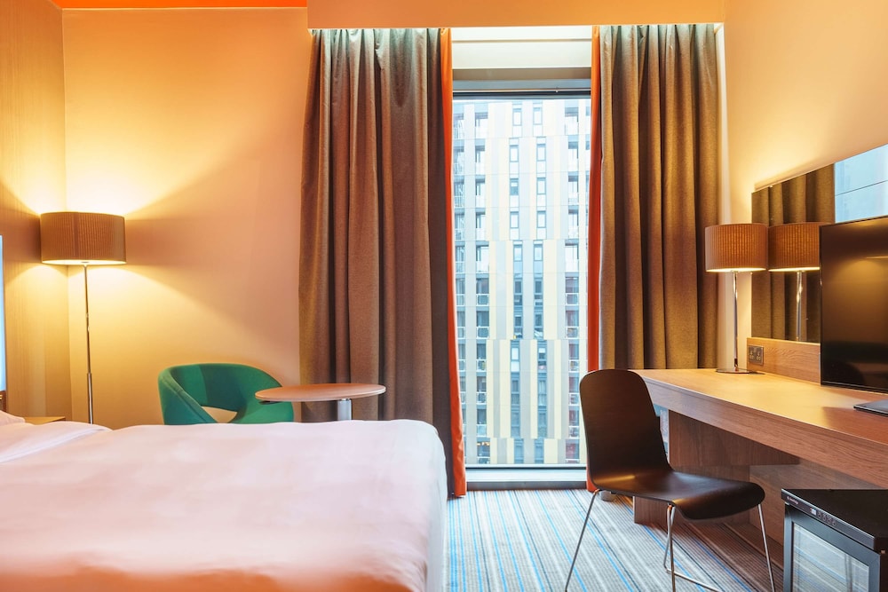 Radisson Hotel Manchester City Centre, A Verified Net Zero Hotel 47/91