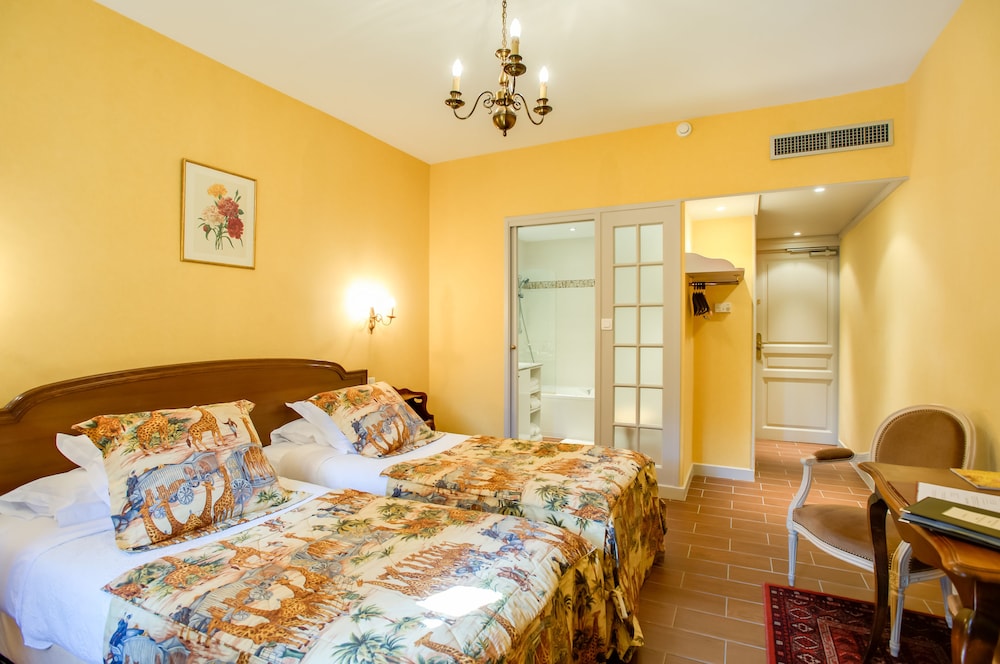 LE BEAU RIVAGE 36/58