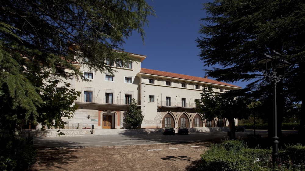 Parador De Teruel 24/28